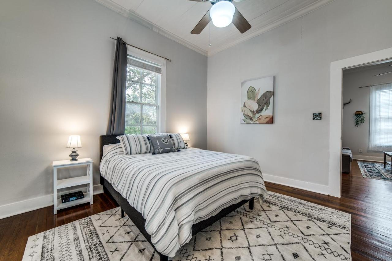 Downtown Historic 2Bdrm, Walk To Riverwalk, Alamo; Beautifully Renovated! San Antonio Ngoại thất bức ảnh